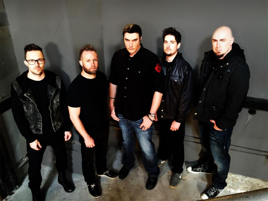 BREAKING BENJAMIN.jpg