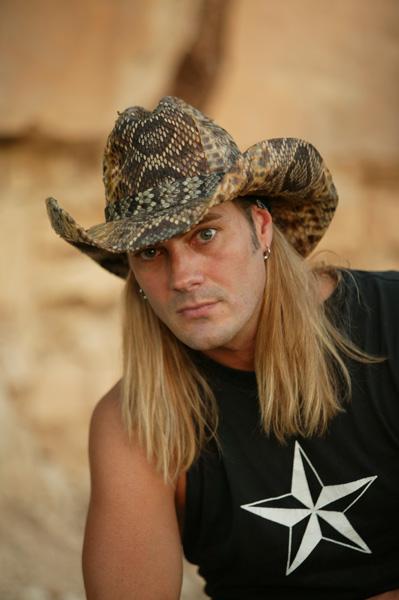johnnysolinger.jpg johnnysolinger.jpg
