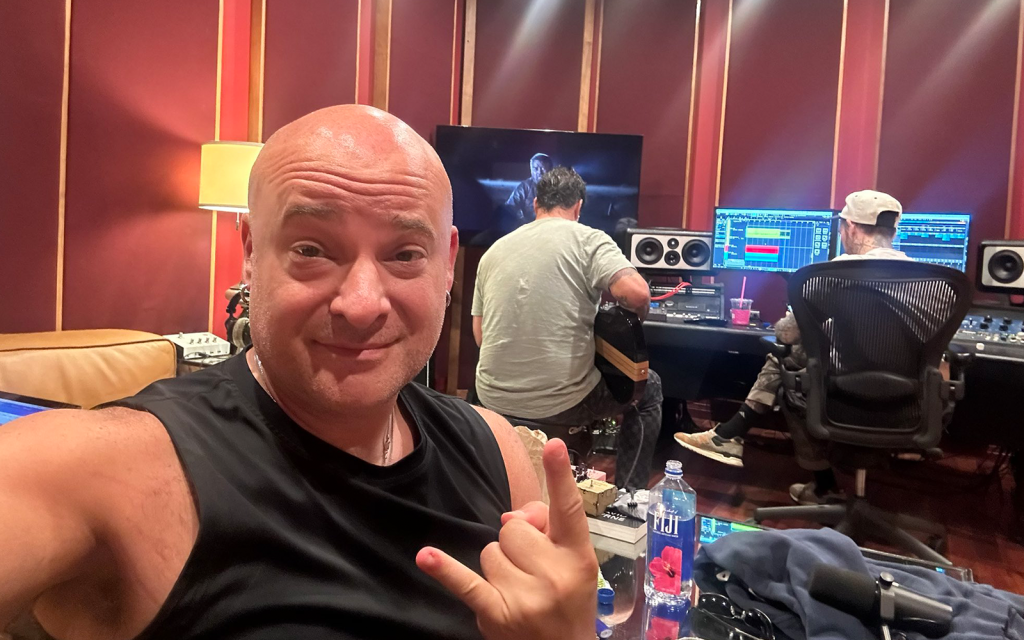Disturbed-In-Studio.png Disturbed-In-Studio.png