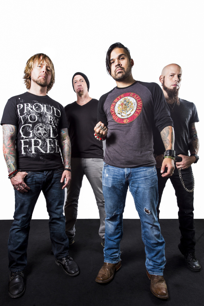 Drowning-Pool.jpg Drowning-Pool.jpg