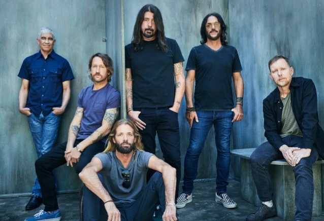 foofighters.jpg foofighters.jpg