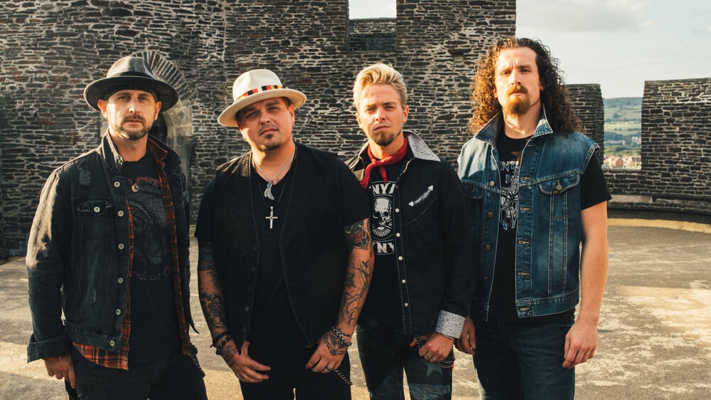 black-stone-cherry1.jpg black-stone-cherry1.jpg