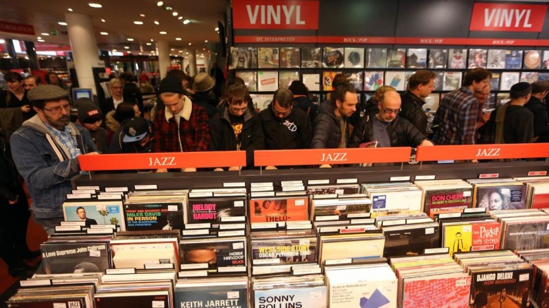vinyl3.jpg vinyl3.jpg