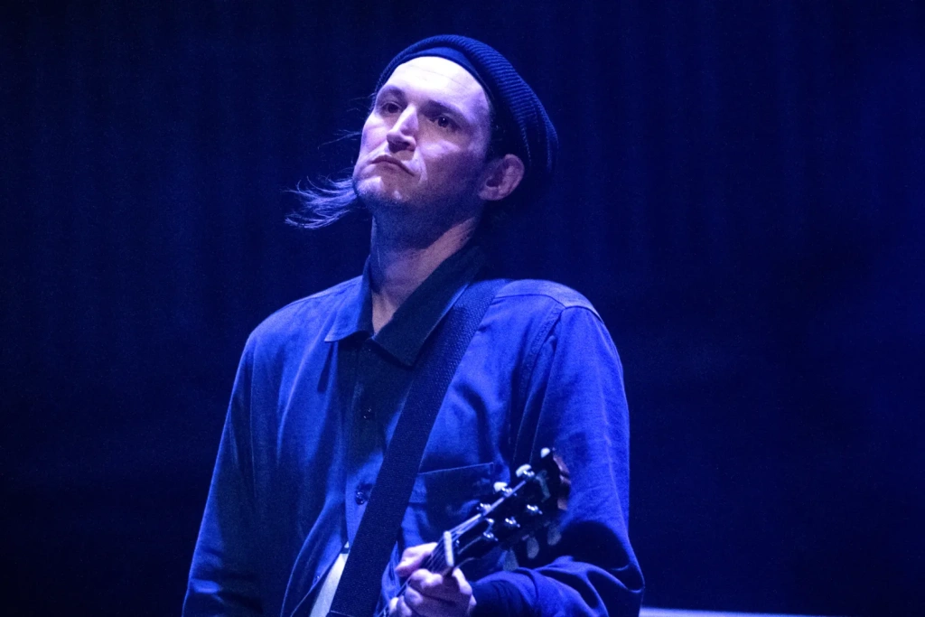 josh-klinghoffer.jpg josh-klinghoffer.jpg