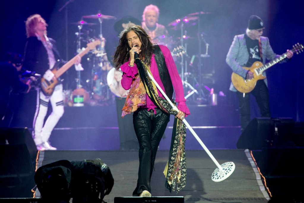 aerosmith1.jpg aerosmith1.jpg