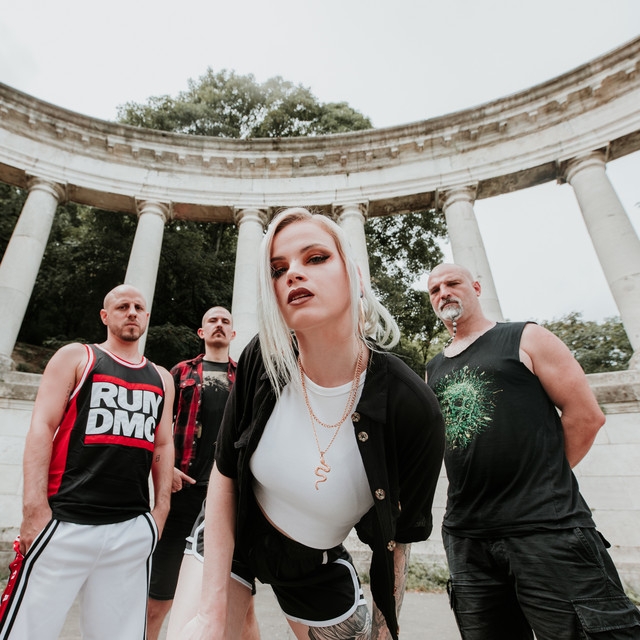 The-Hellfreaks2.jpg The-Hellfreaks2.jpg