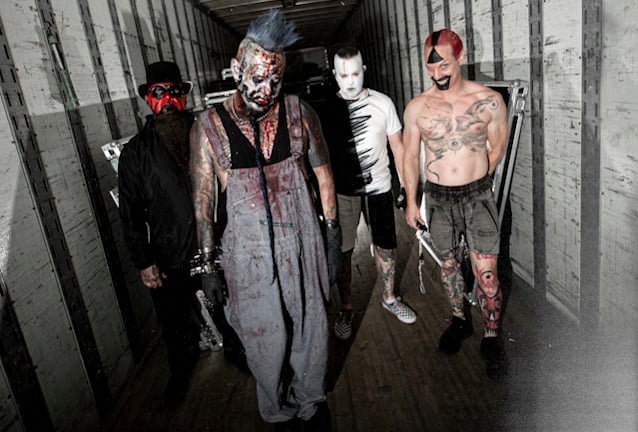 mudvayne.jpg mudvayne.jpg