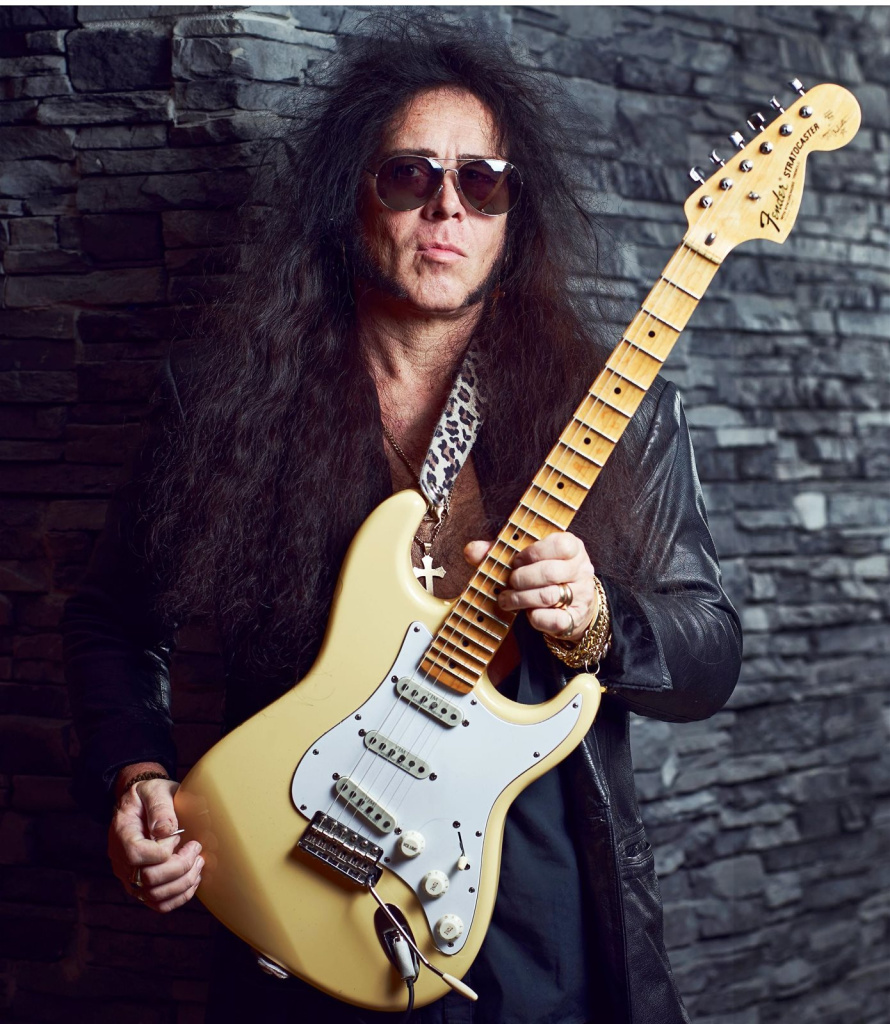 yngwie.jpg yngwie.jpg