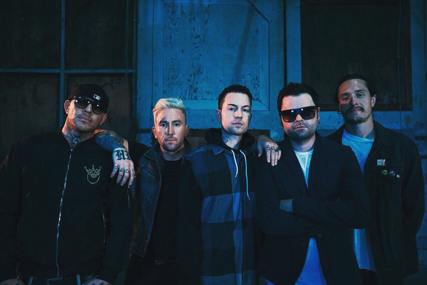hollywood-undead.png