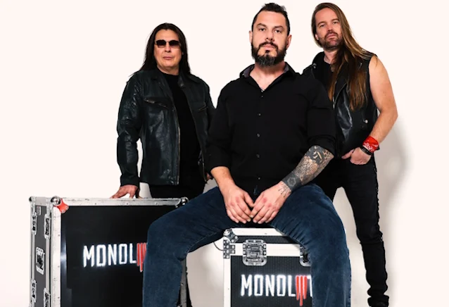 monolithband.jpg monolithband.jpg