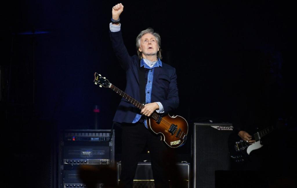 Paul-McCartney.jpg Paul-McCartney.jpg