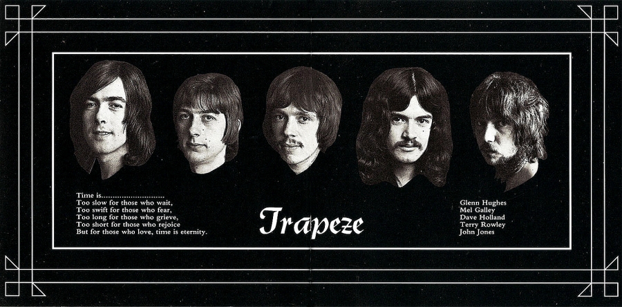 trapeze.jpg trapeze.jpg