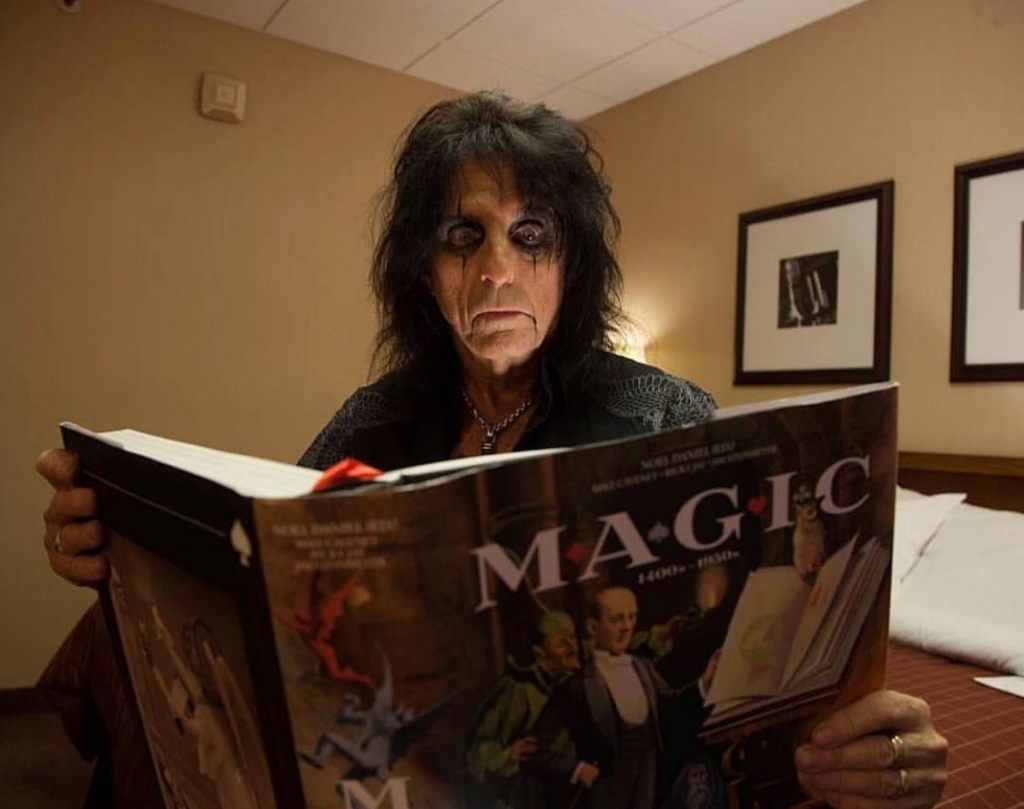 Alice-Cooper1.jpg