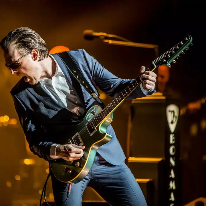 bonamassa1.jpg