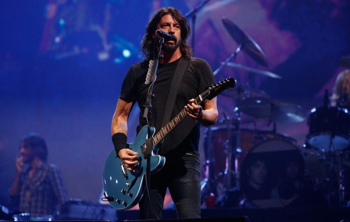 davegrohl.jpg davegrohl.jpg