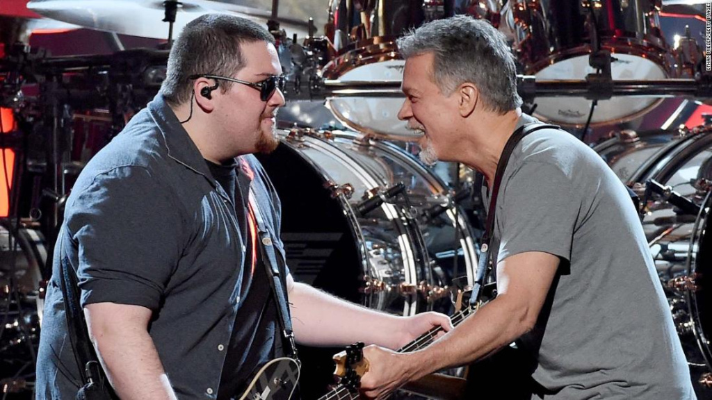 wolfgang-and-eddie-van-halen.jpg wolfgang-and-eddie-van-halen.jpg