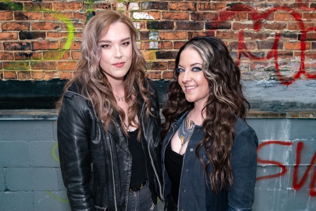 lzzy ashley.jpg lzzy ashley.jpg