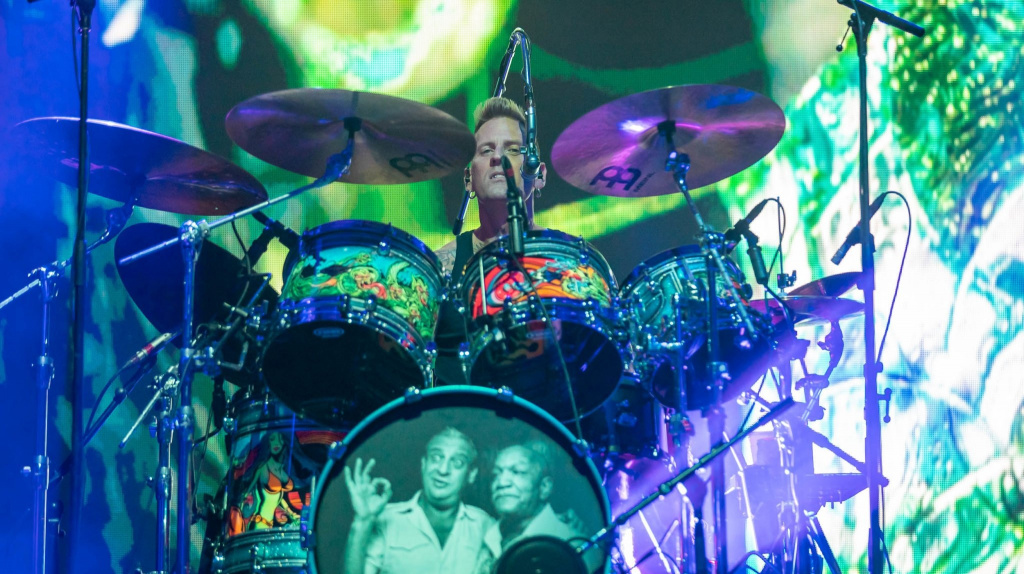 Mastodon-05.jpg Mastodon-05.jpg