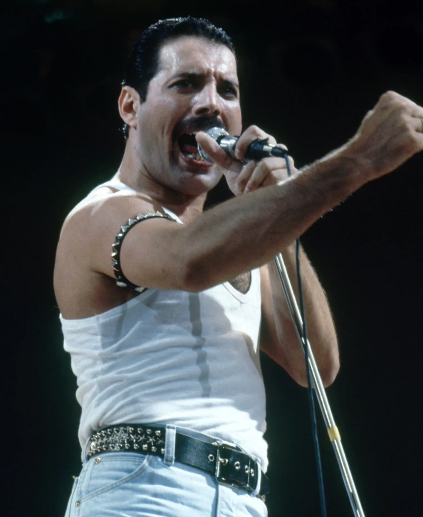Freddie-Mercury.jpg