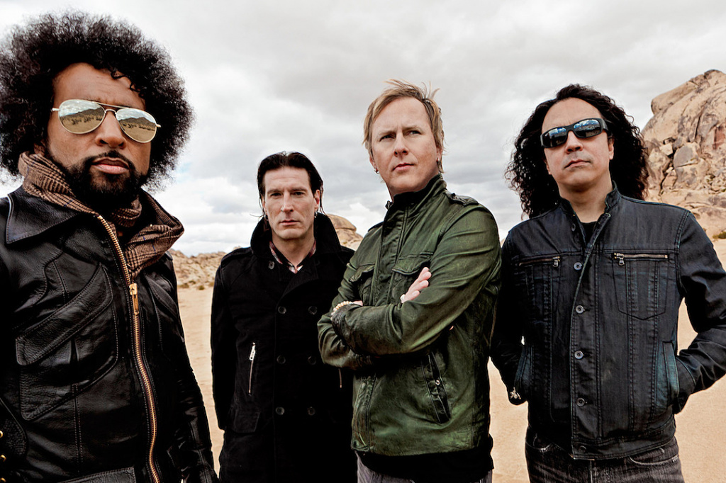 alice-in-chains.jpeg alice-in-chains.jpeg