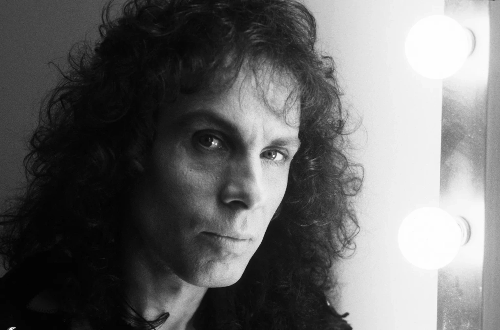 ronnie-james-dio.jpg ronnie-james-dio.jpg