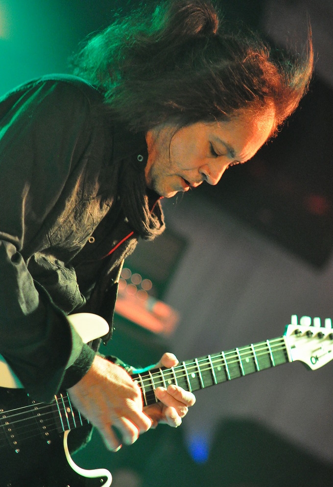 Jake_E._Lee.jpg Jake_E._Lee.jpg