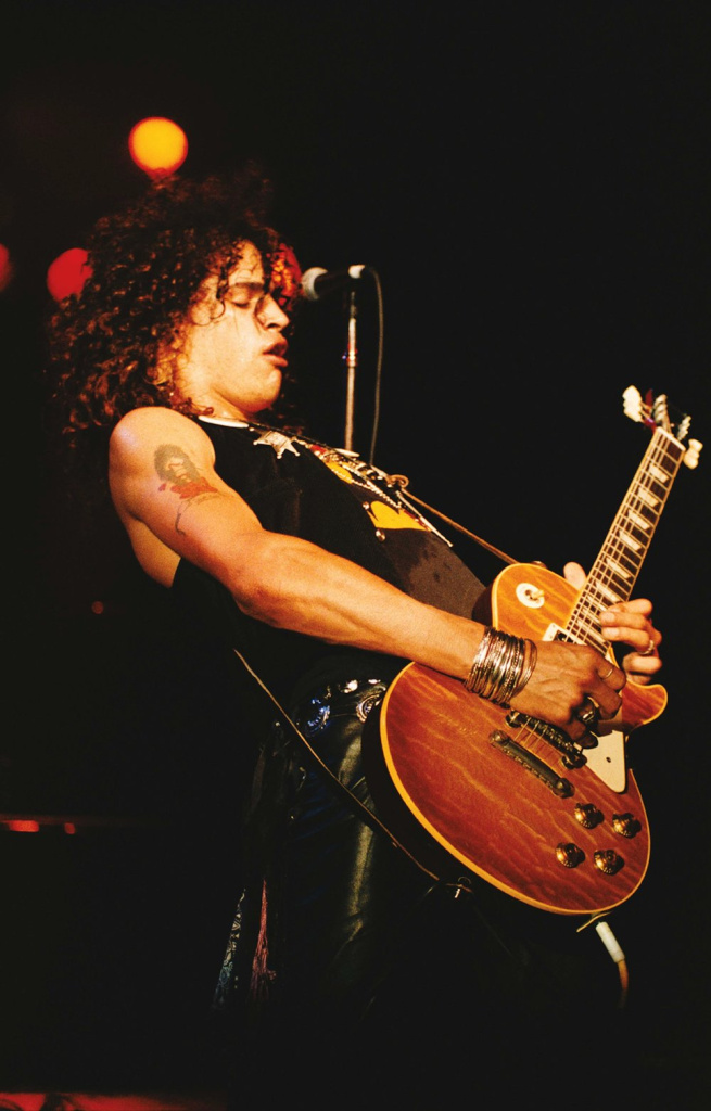 Slash.jpg Slash.jpg