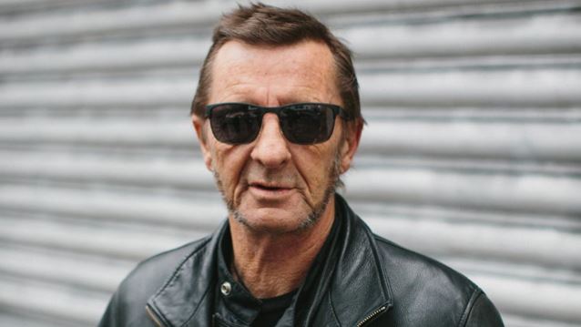 phil_rudd.jpg phil_rudd.jpg