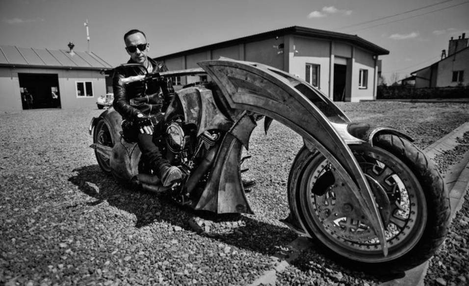 behemothmotorcycle4.jpg